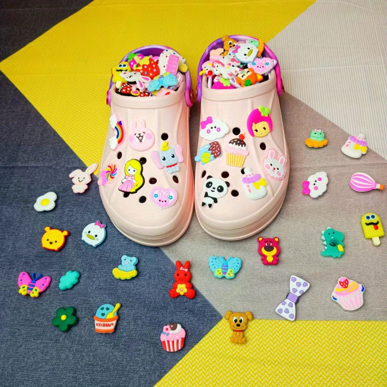 Cartoon Crocodile Ladies Hole Shoe Buckle