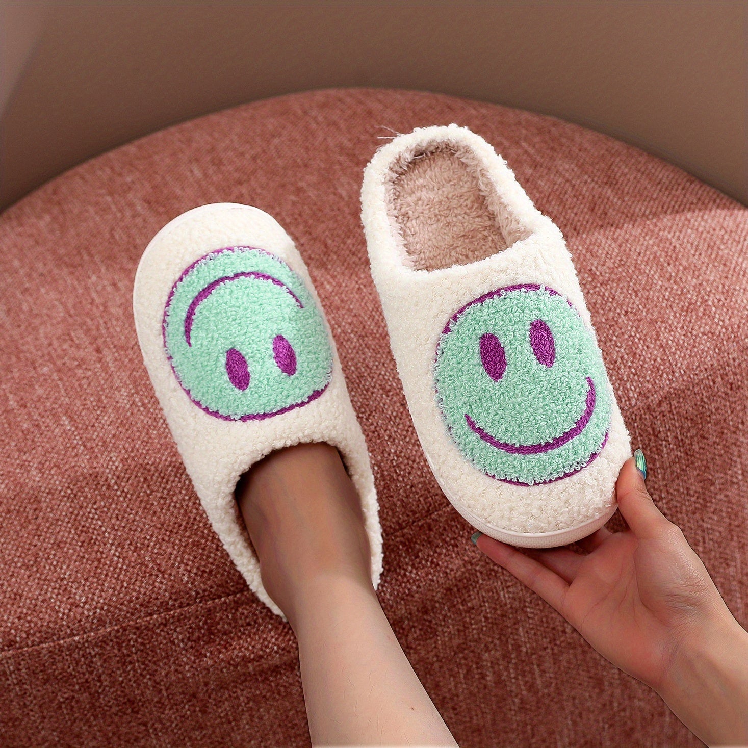 Smile Face Print Plush Slippers Comfortable Indoor Home Slippers