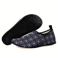 Women's Plaid Pattern Slip On Water Socks Quick Drying Shoes