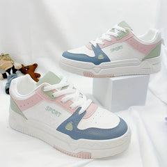 Women's Platform Skate Shoes Low Top Lace-Up Sneakers