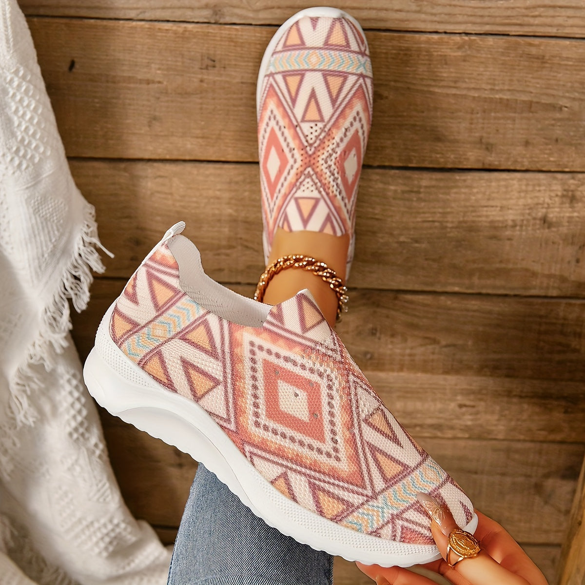 Women's Geometric Pattern Knit Mesh Casual Flat Shoes
