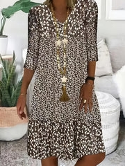 Allover Print V-Neck Half Sleeve Dress