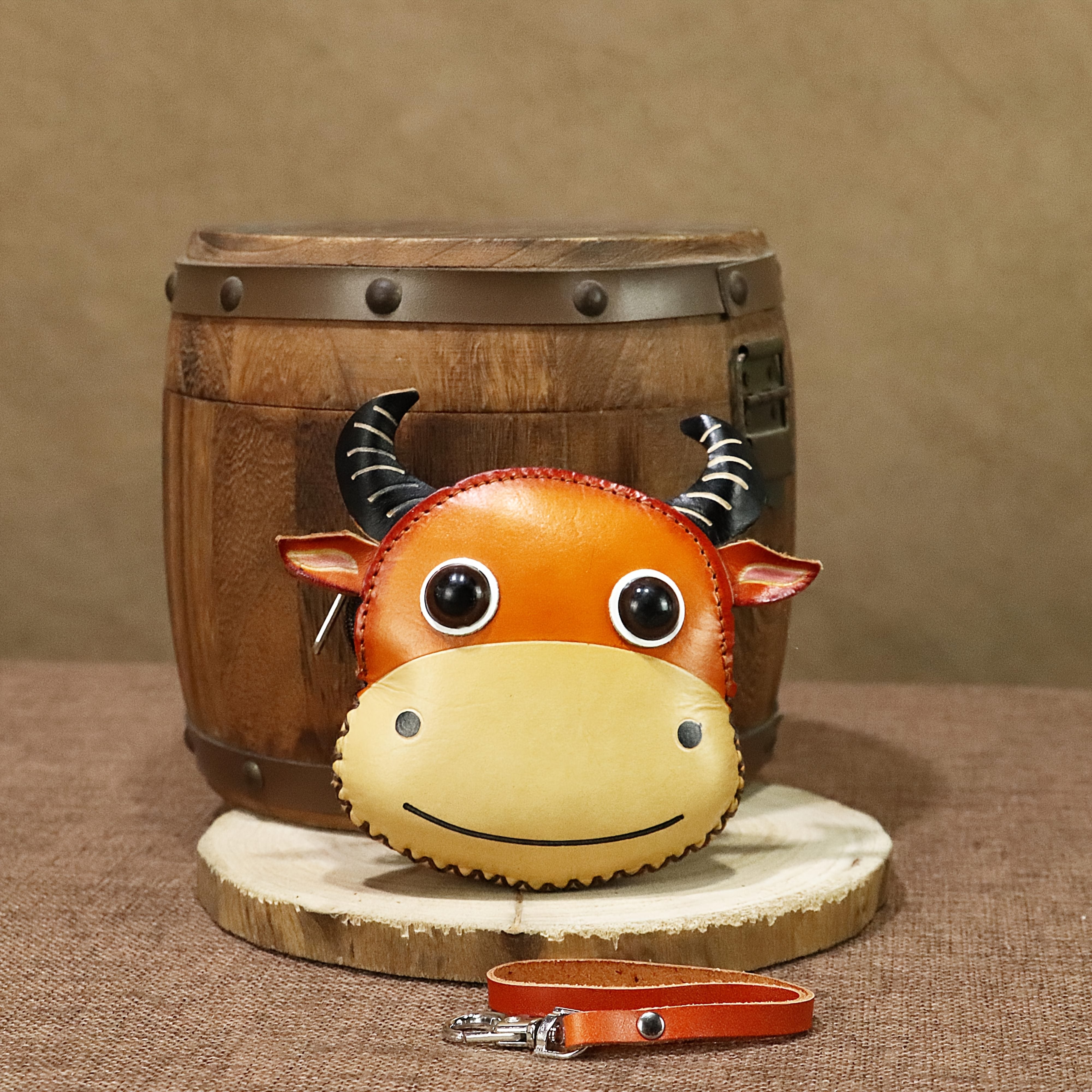 Retro Ox Head Purse with Wrist Strap Cartoon Wallet