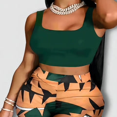 Solid Crop Tank Top & Geo Print High Waist Shorts Set