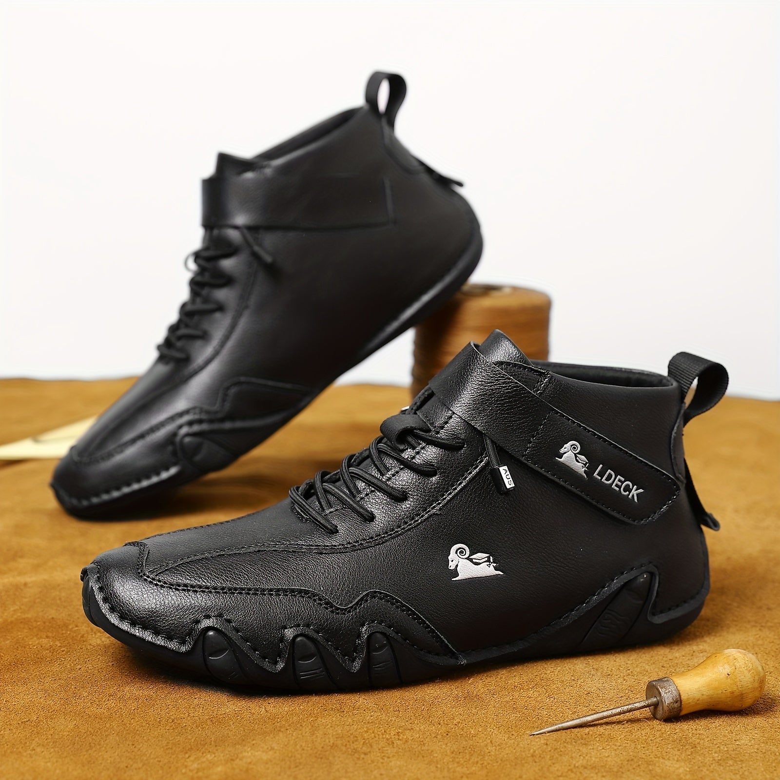 Men's Lace up Outdoor Boots Wear resistant Anti skid Boots