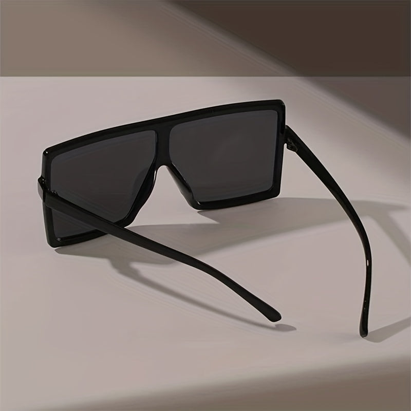 Men's Vintage Square Frame Sunglasses for Holiday Party