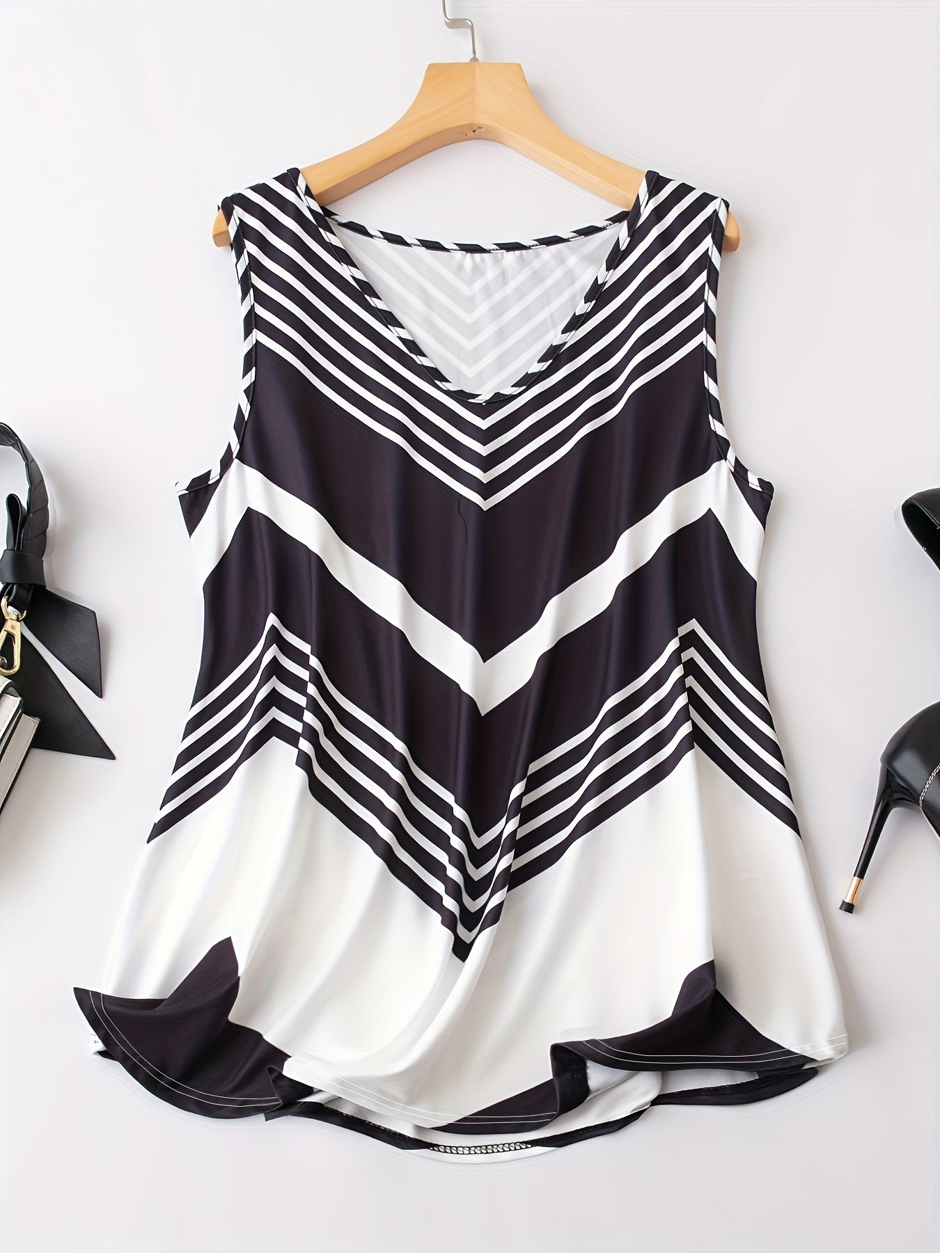 Colorblock Stripe Print V Neck Plus Size Tank Top
