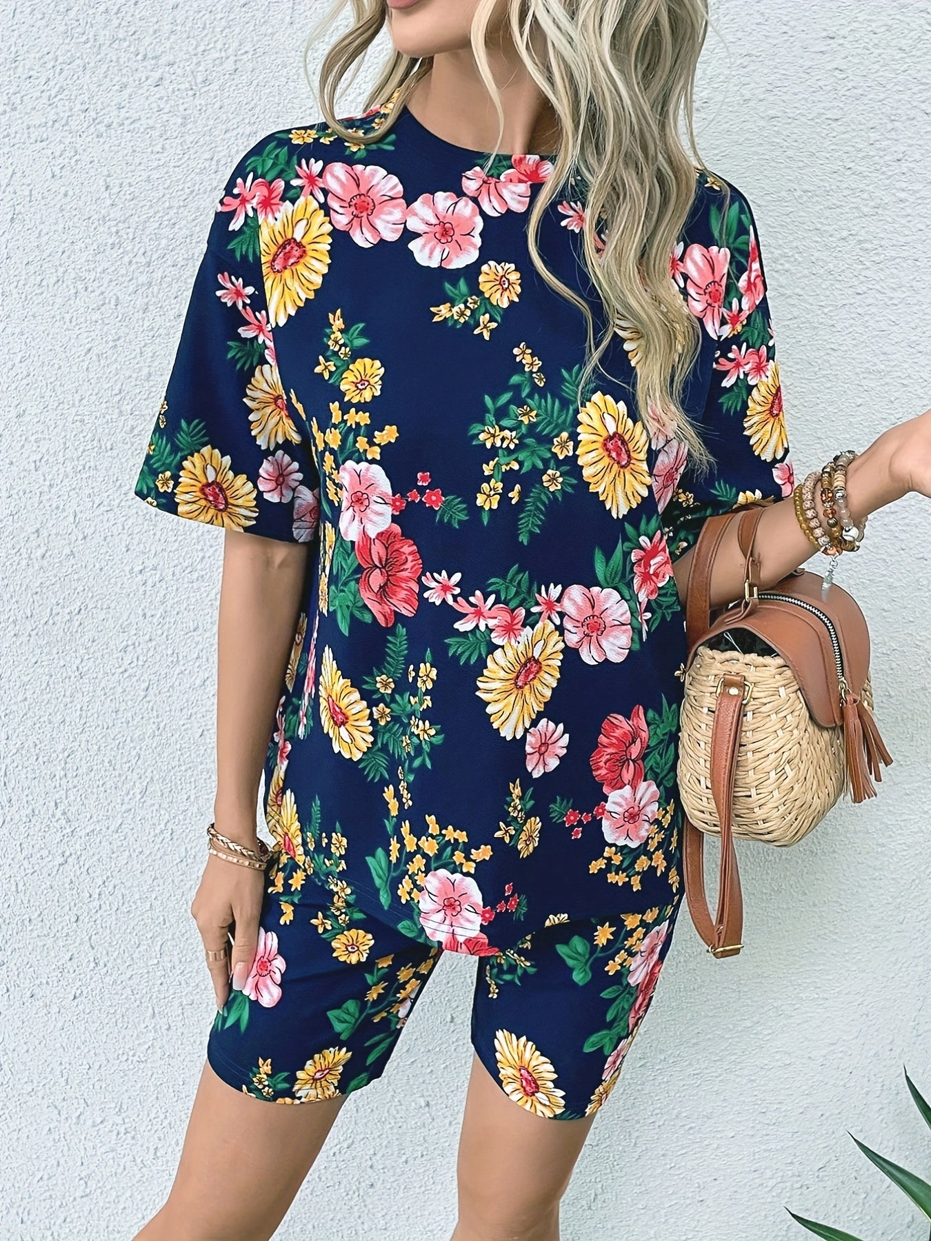 Floral Print Two piece Set Casual Short Sleeve Loose T shirt & Shorts