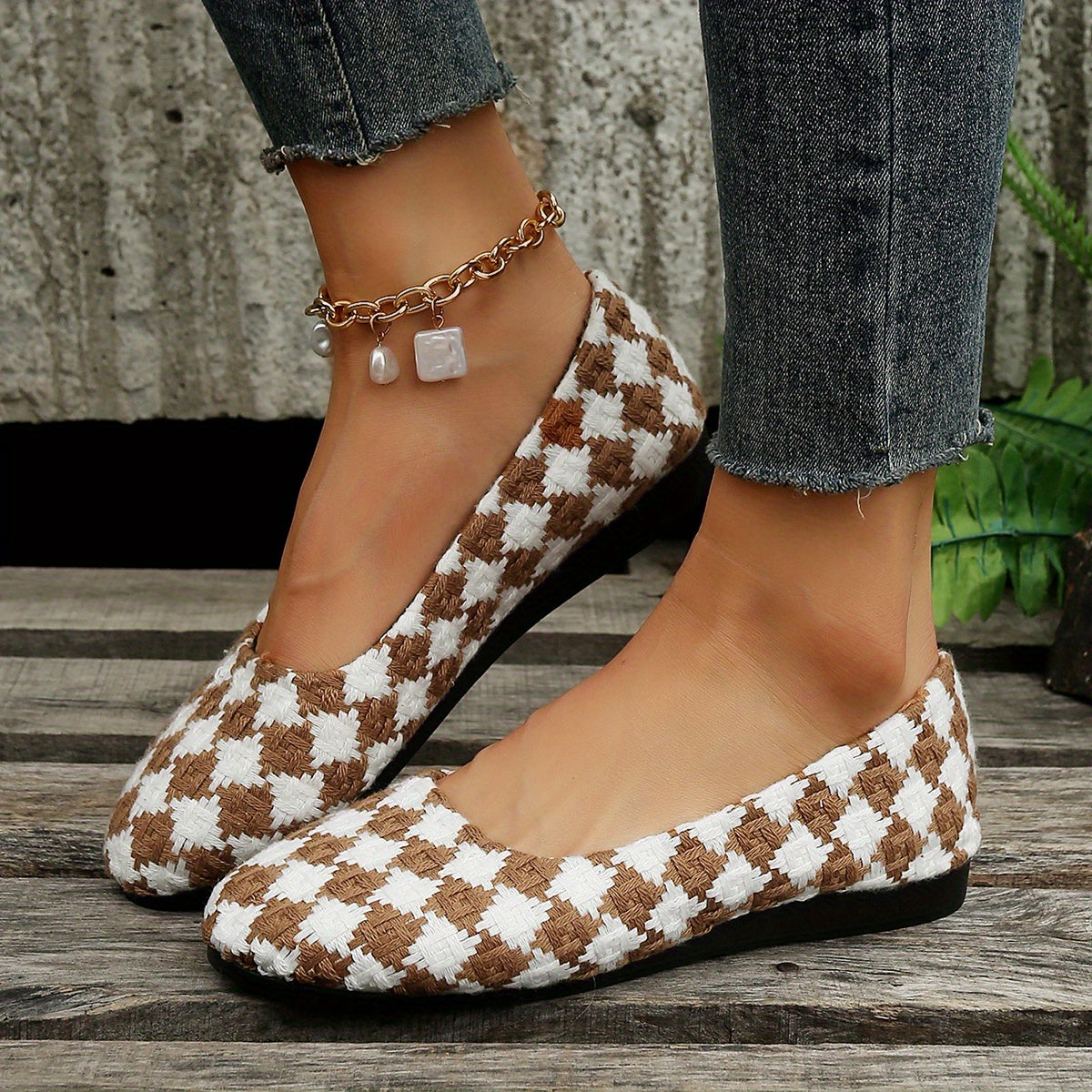 Women's Braided Checker Flats Soft Sole Slip On Shoes