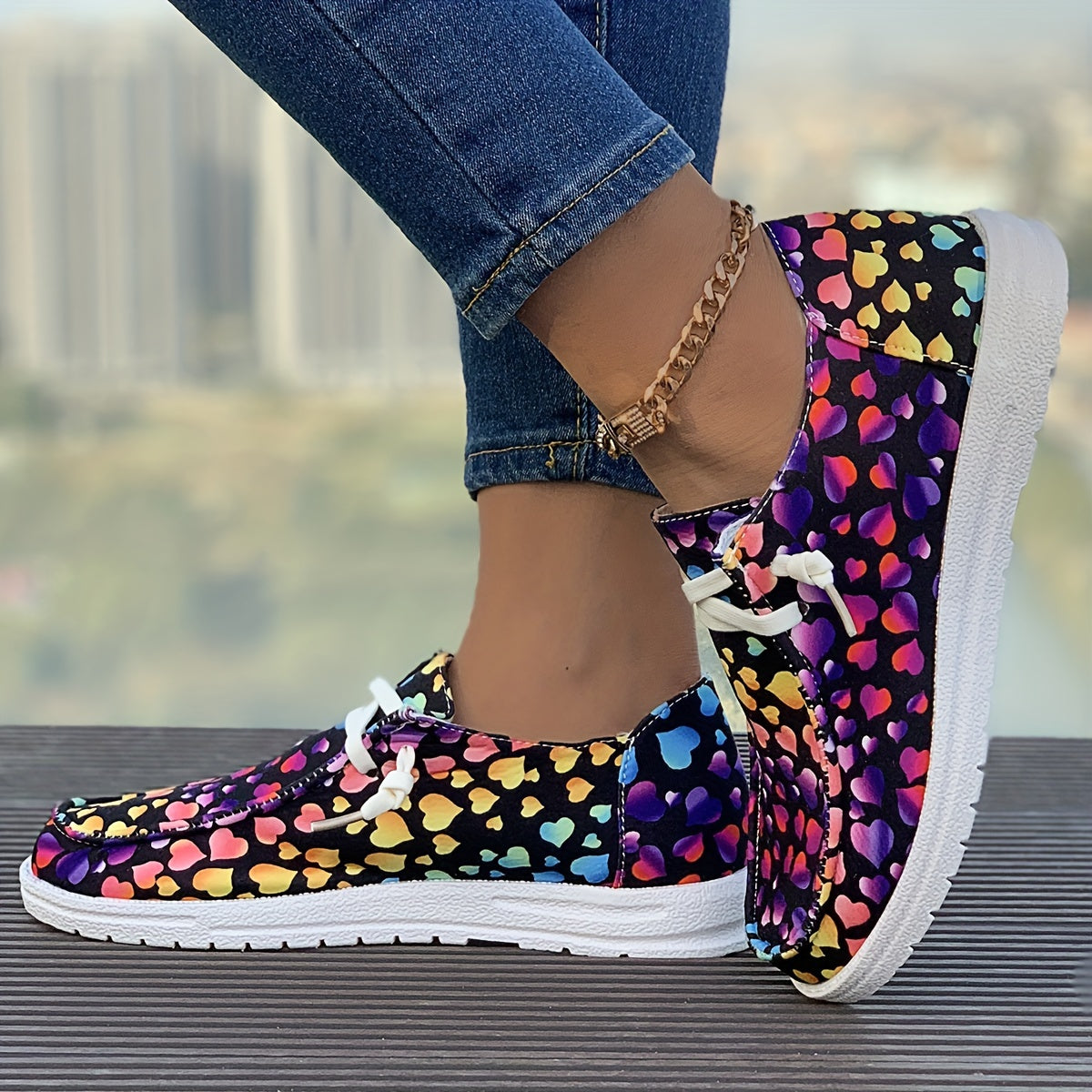Women's Heart Pattern Skate Shoes Lace-up Loafers