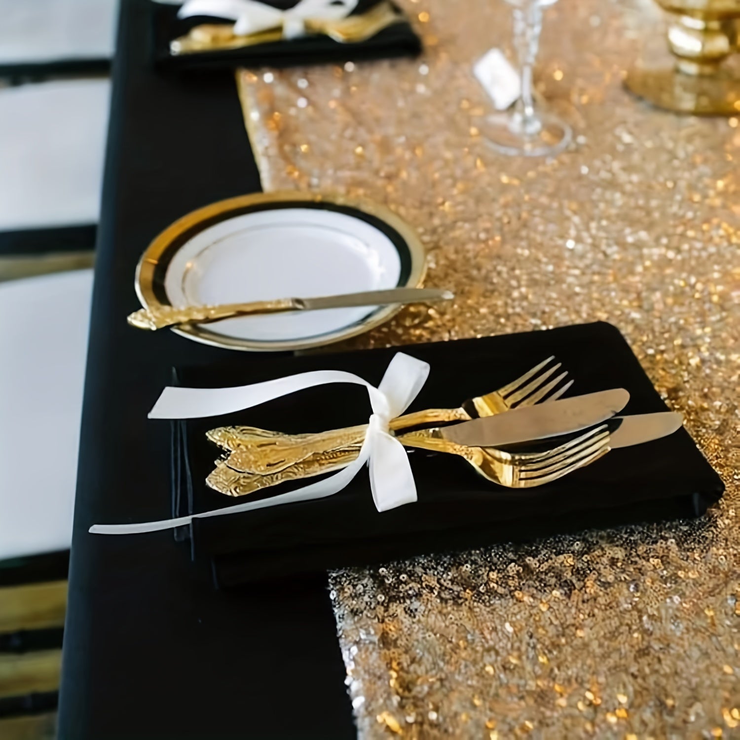 Sequin Table Runner for Celebrations - Elegant and Stylish - 1pc