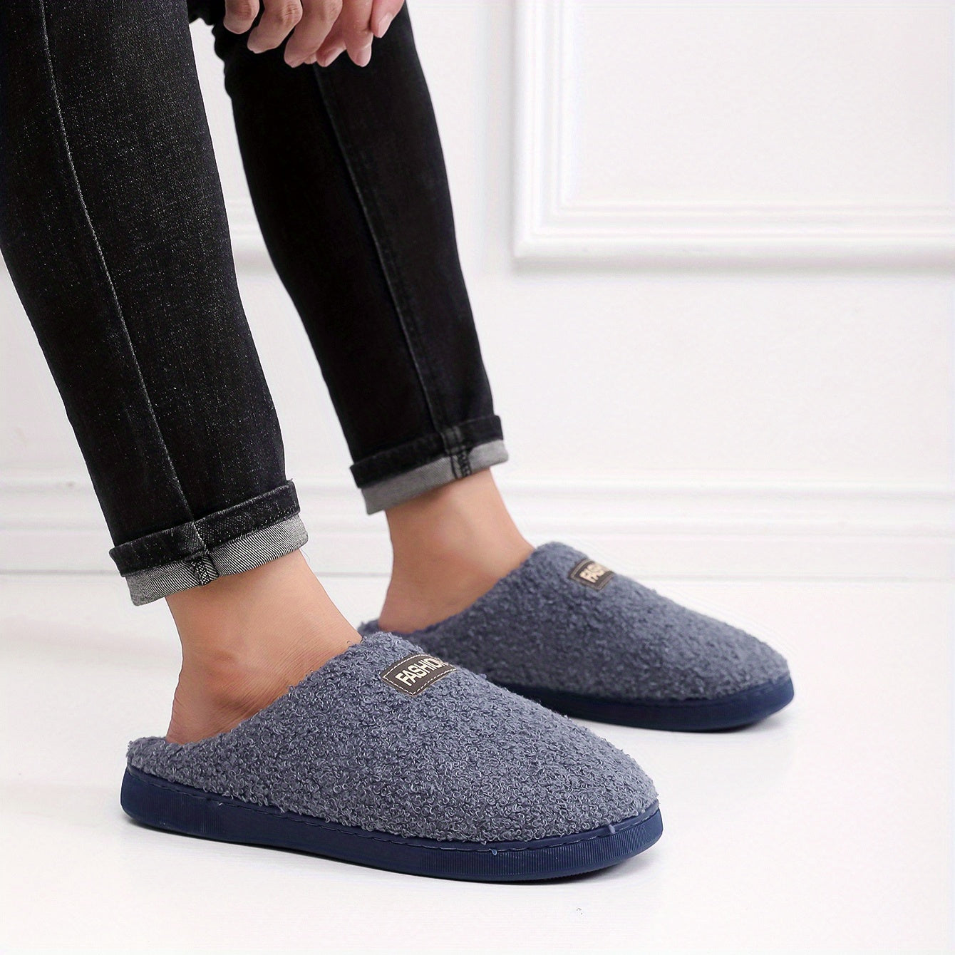 Men's Plush Cozy House Slippers Anti-skid Slip-on Indoor Winter Shoes
