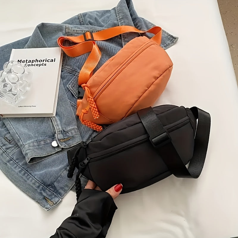 Casual Nylon Waist Bag Lightweight Fan-shaped Belt Bag for Hiking