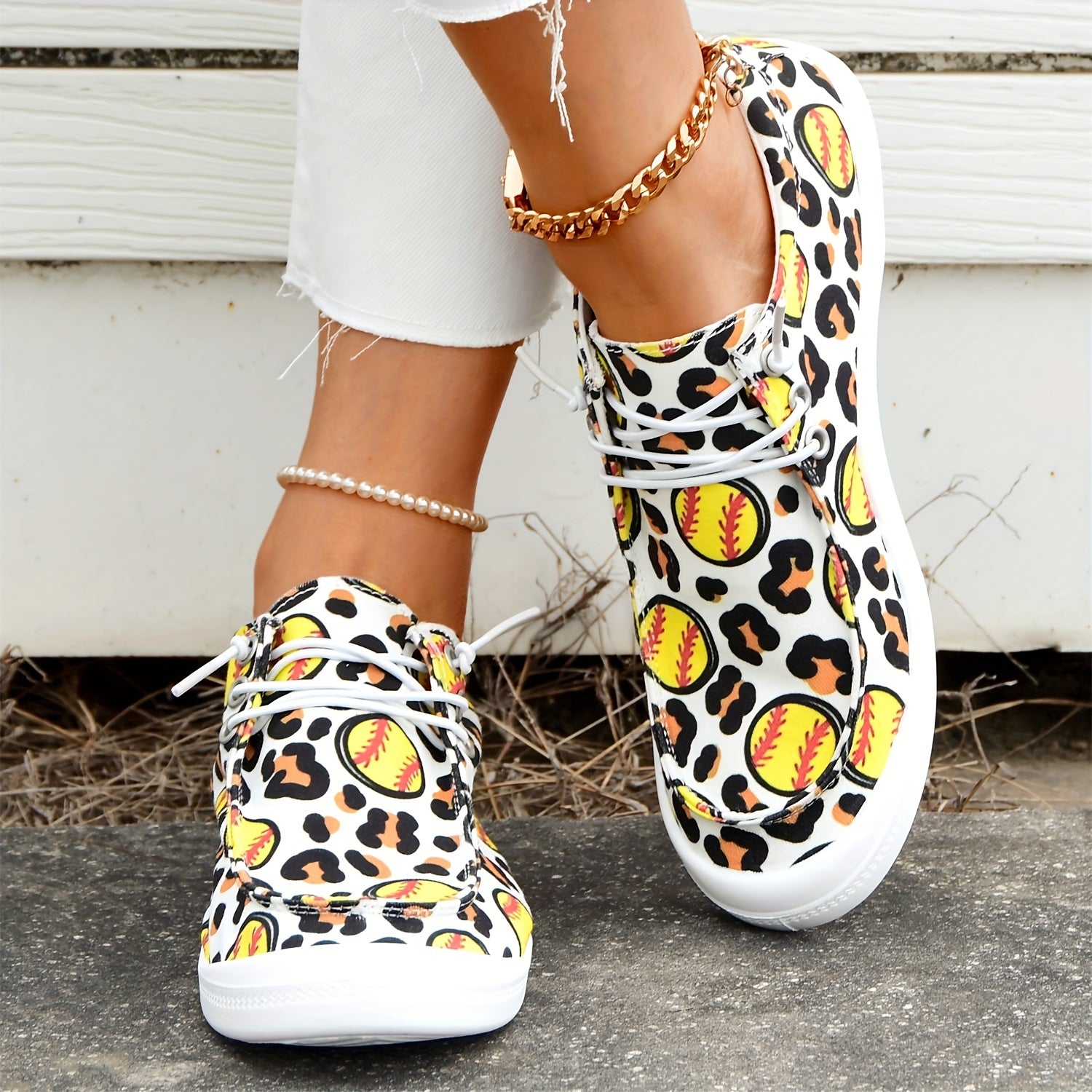 Women's Versatile Leopard Sports Sneakers Lightweight Casual Shoes