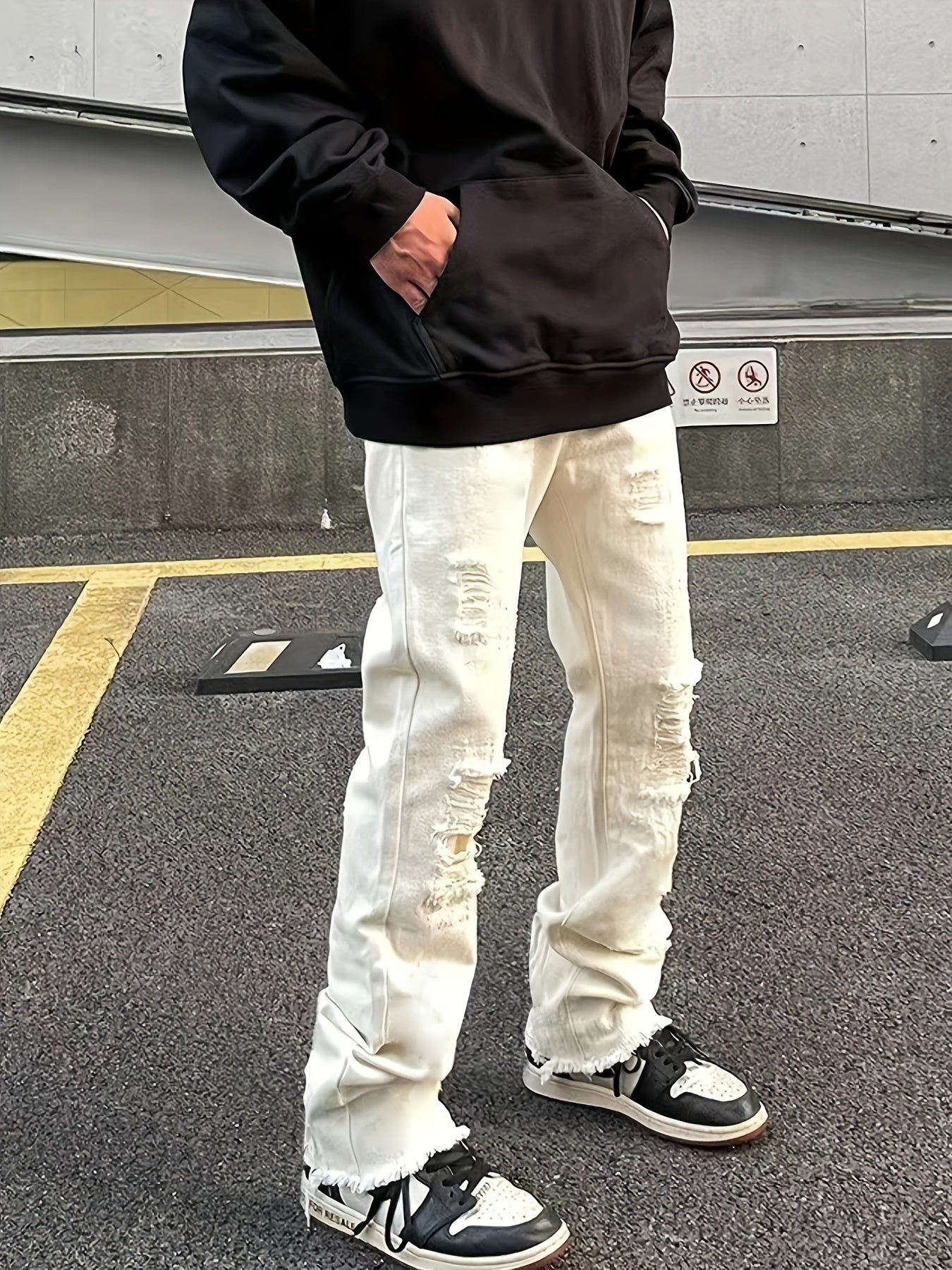 Men's Slim Fit Ripped Jeans for Spring Summer
