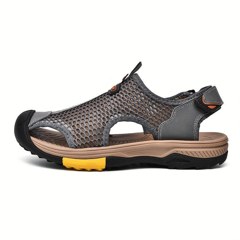 Men's Closed Toe Anti Collision Sandals Wear resistant Non Slip Beach Shoes