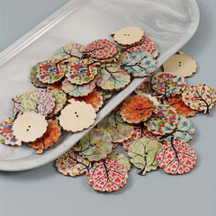 30pcs Wooden Leaf Pattern 2 Hole Buttons Sewing Crafting DIY Art Crafts