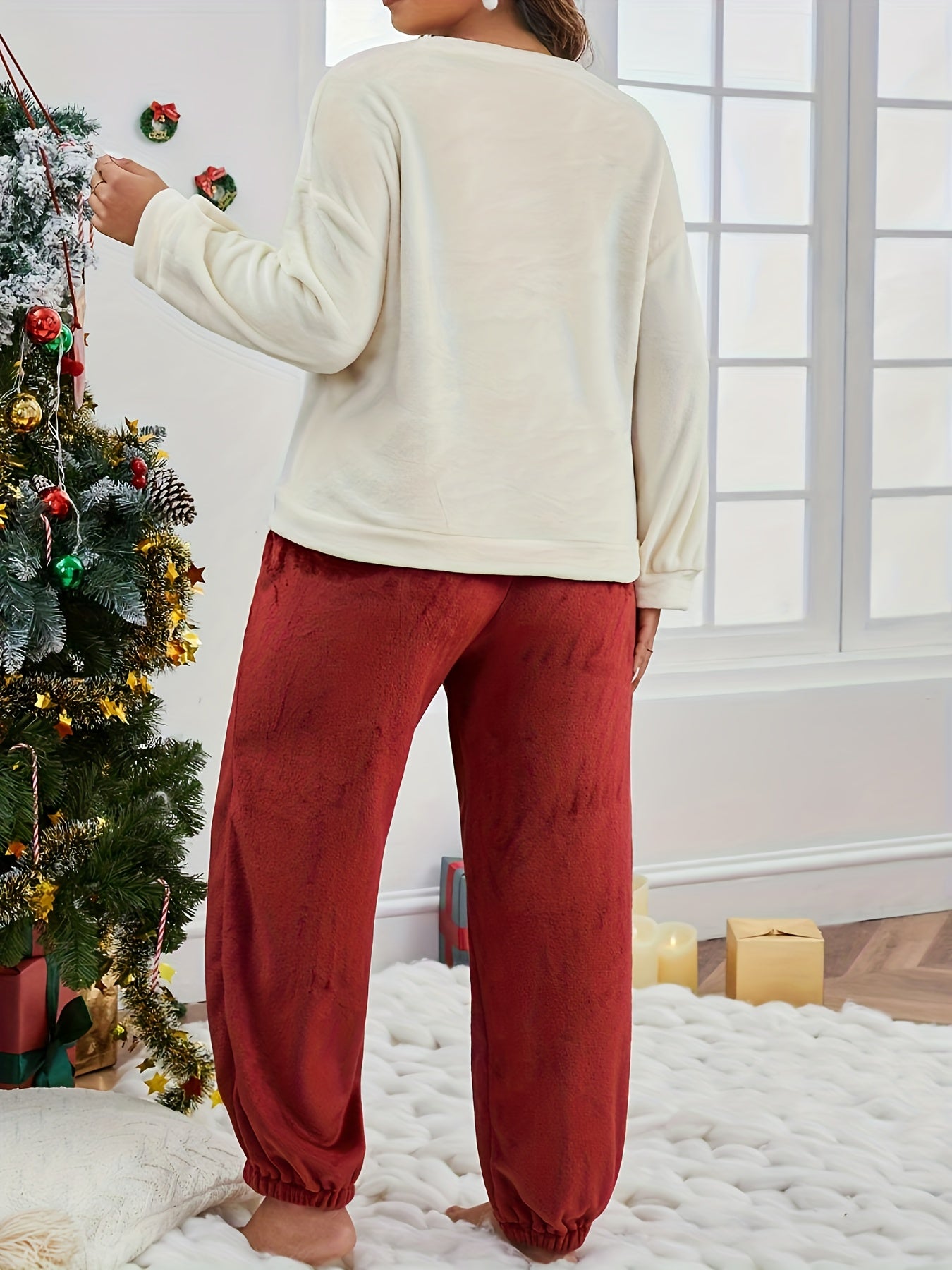 Heart Pattern Fleece Top & Joggers Pajamas Set