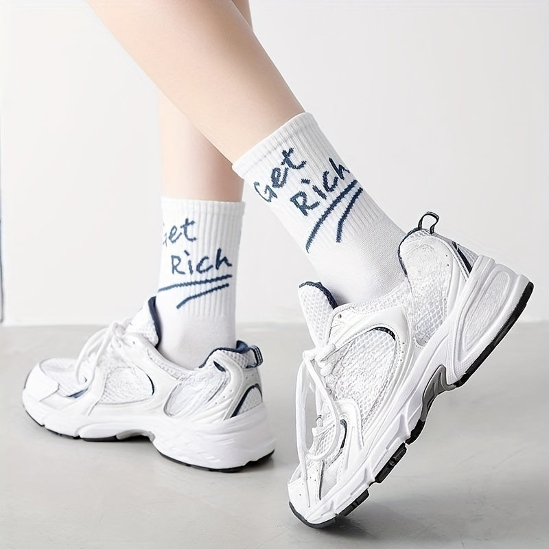 Letter Graffiti Print Socks for Women
