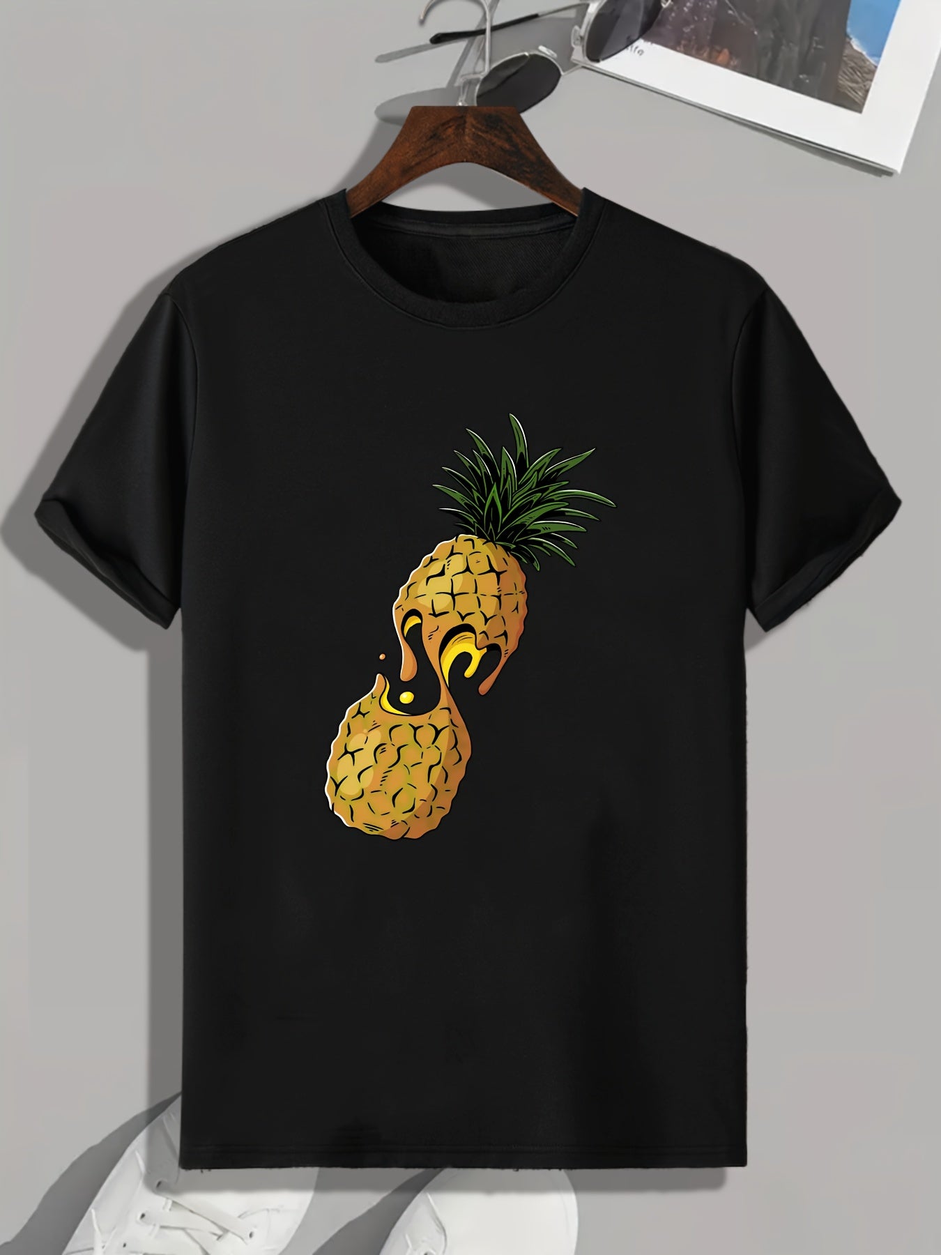 Tropical Pineapple Print Men's Tee for Summer