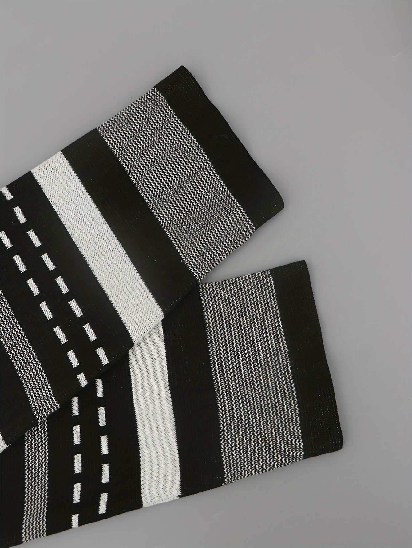 Women's Plus Colorblock Stripe Half Sleeve Sweater