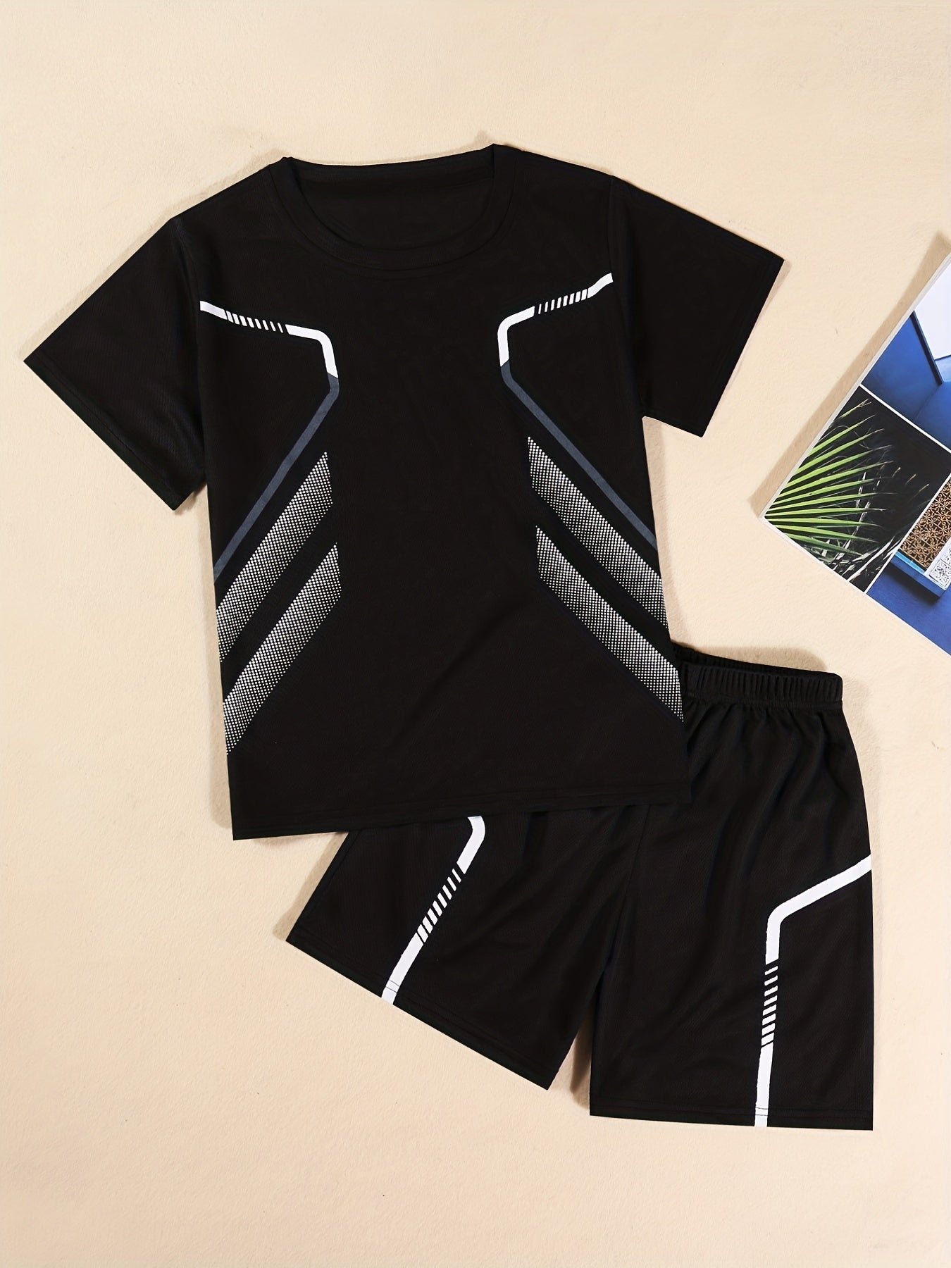 Boys 2pcs T shirt & Elastic Waist Shorts Set Geometric Print