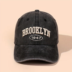 Embroidered Duck Tongue Cap for Outdoor Traveling