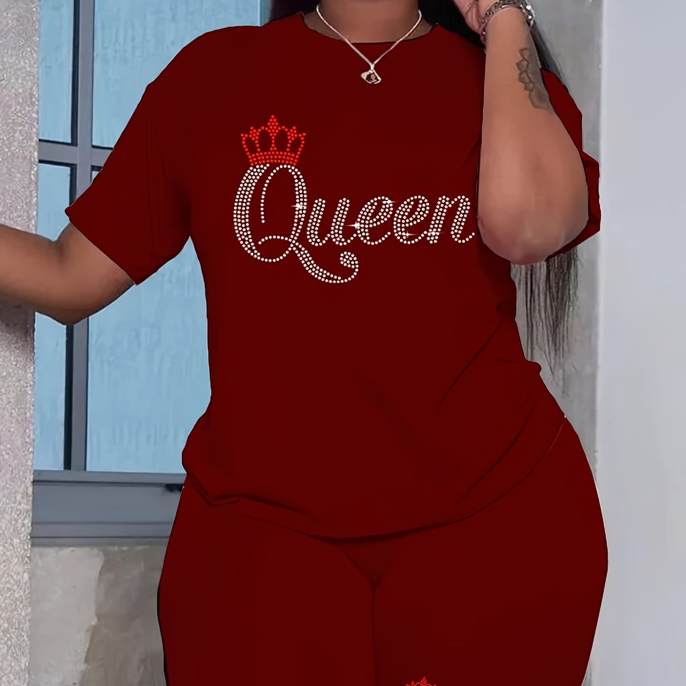 Queen Letter Print 2 Piece Set Crew Neck T shirt & Yoga Shorts