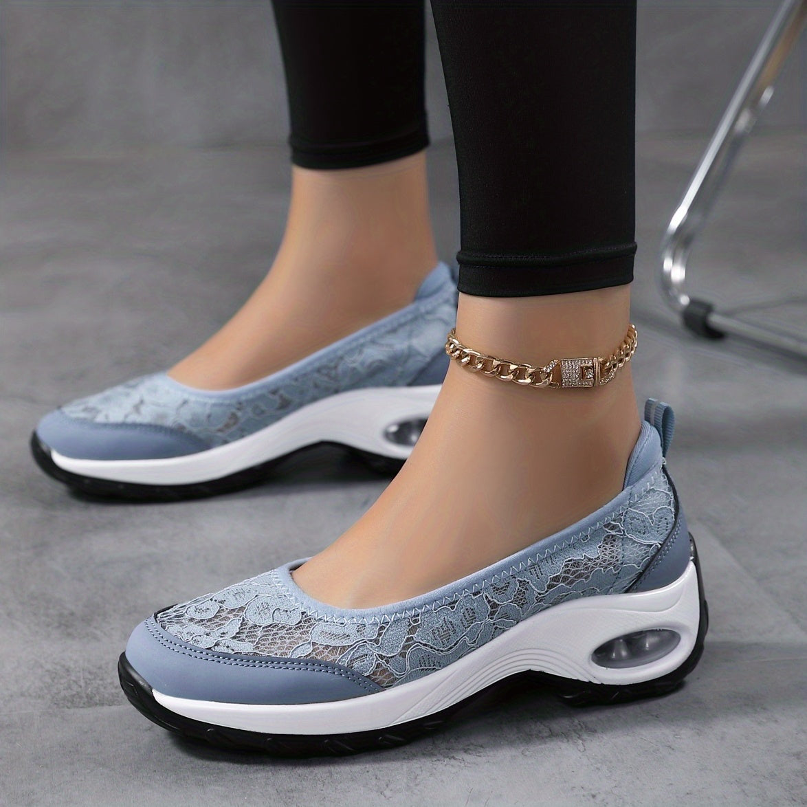 Women's Lace Air Cushion Walking Shoes Breathable Outdoor Casual Sneakers