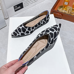 Women's Breathable Slip-On Flat Shoes Lightweight Knit Casual Footwear