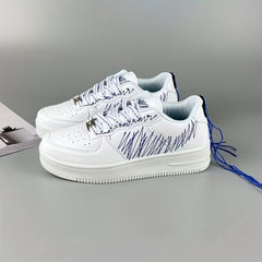 Women's Embroidered Skate Shoes Round Toe Lace Up Platform Sneakers