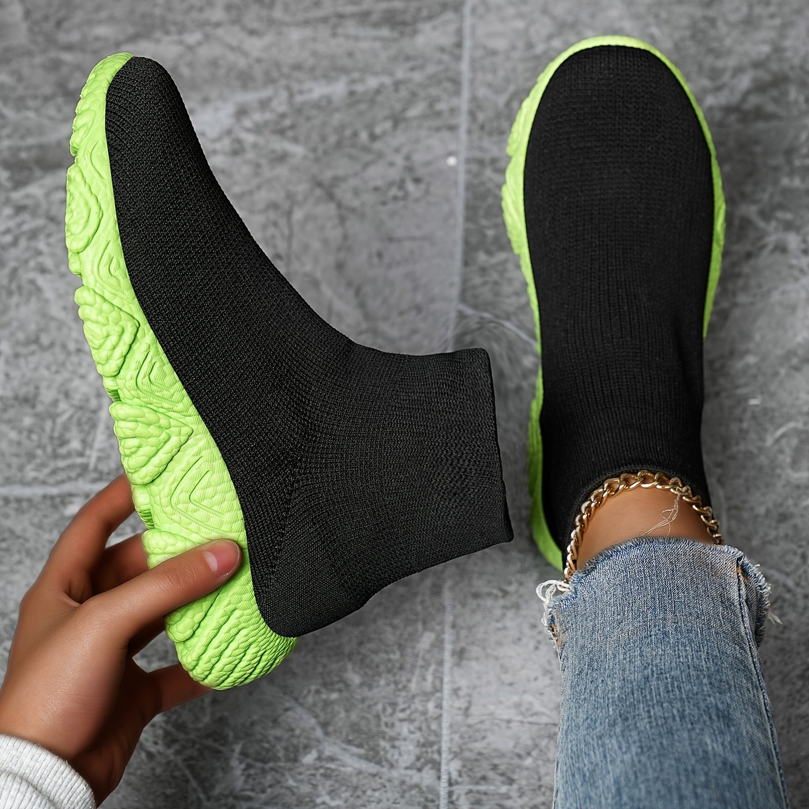 Breathable Mesh High Top Running Shoes