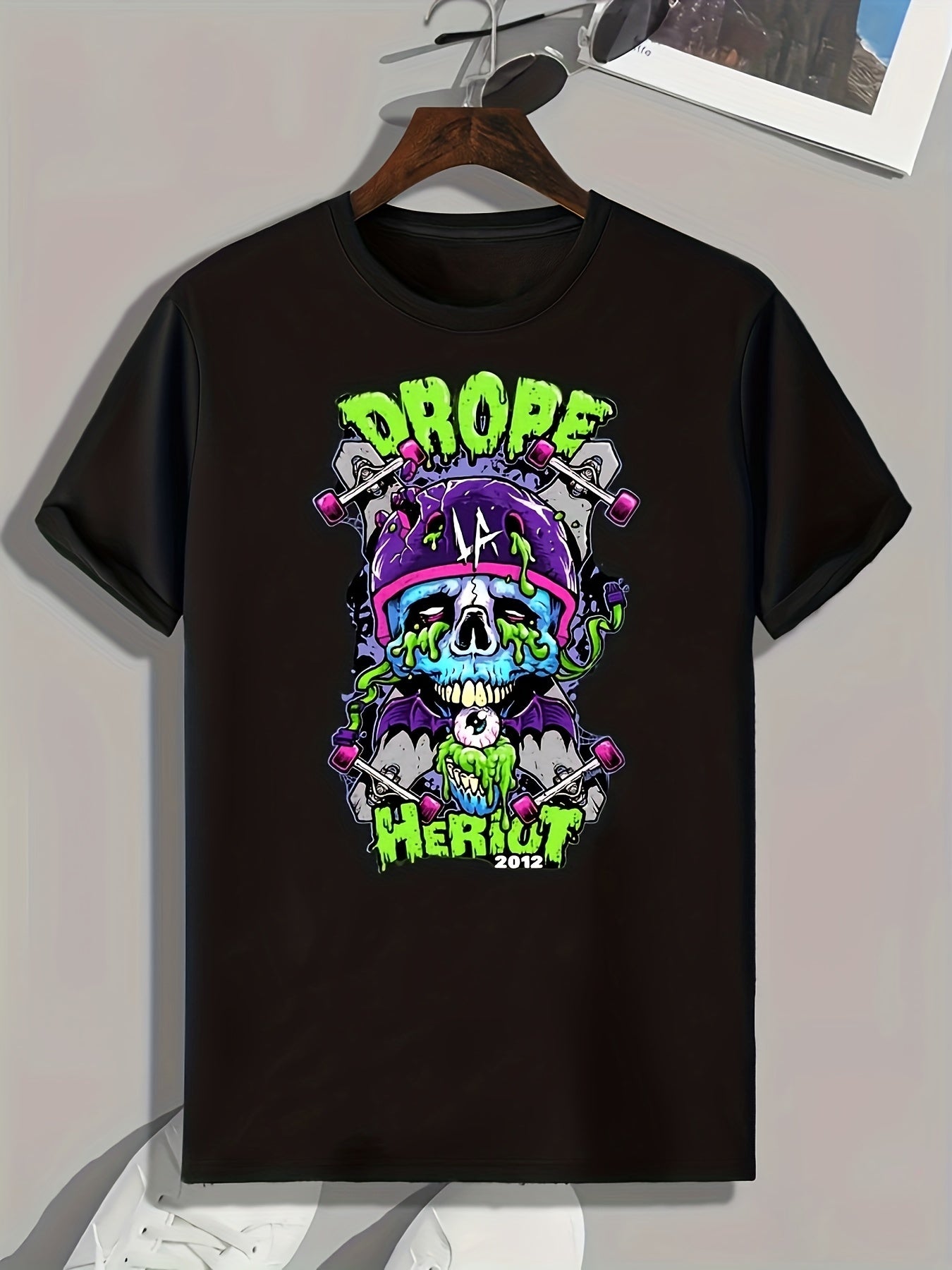 Skull Print Men's Graphic Tee for Summer
