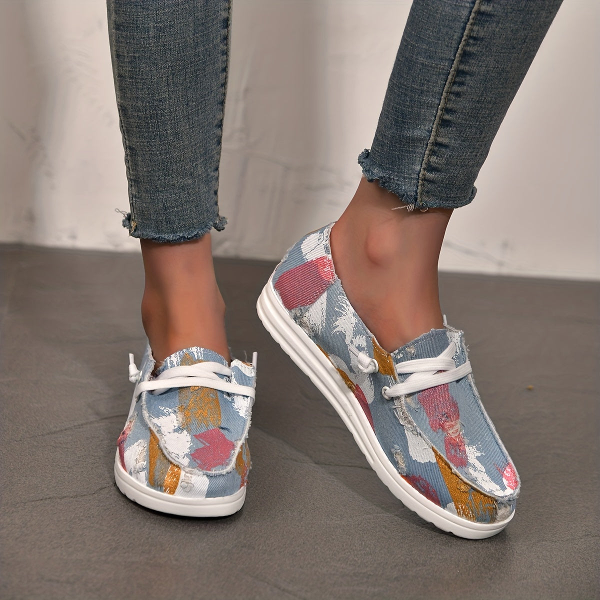 Graffiti Print Slip On Loafers Shoes Lightweight Canvas Sneakers