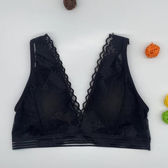 Wireless Bra with Lace and Scallop Trim