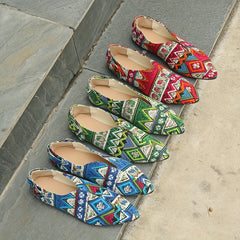 Women's Geometric Pattern Flat Canvas Slip On Walking Shoes