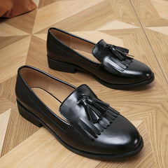 Women's Tassel Loafers Slip On Round Toe Patent Leather Shoes