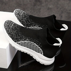 Men's Lightweight Slip On Casual Shoes For Traveling Jogging