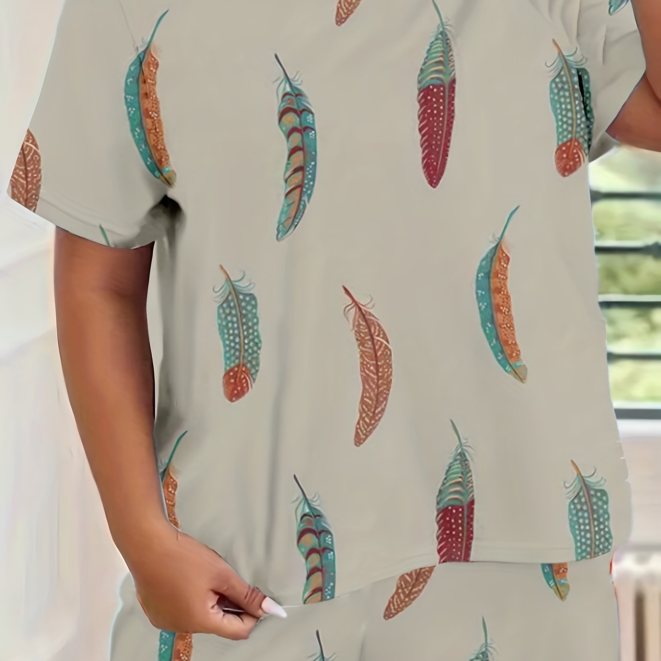 Feather Print Casual Loungewear Set Plus Size Tee & Shorts Pajama Two Piece