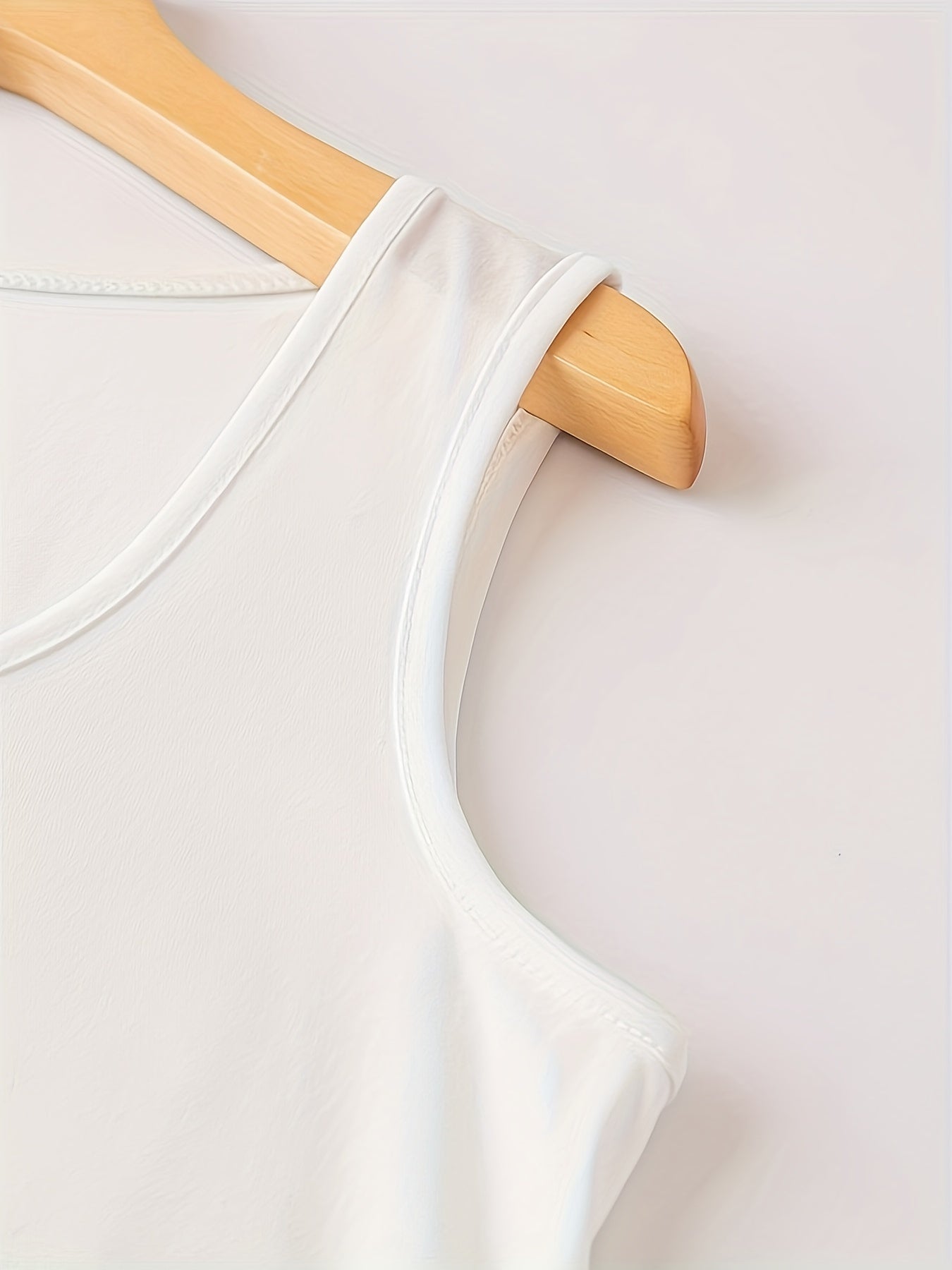 Women's Solid Crew Neck Tank Top Sleeveless Summer Casual