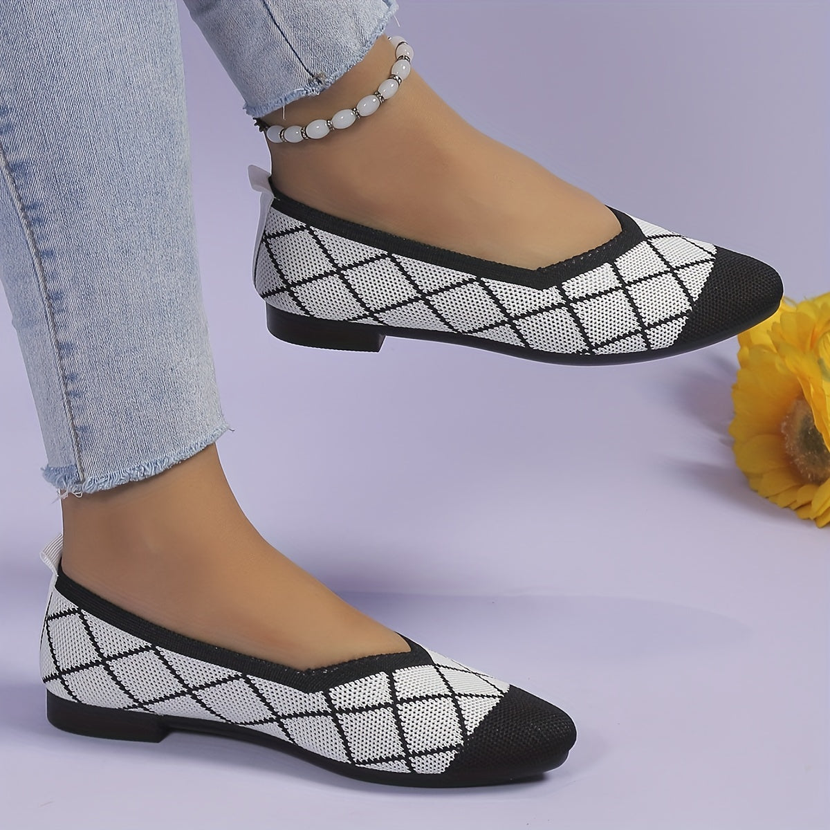 Women's Argyle Pattern Cap Toe Ballet Flats