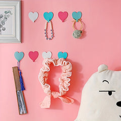 4pcs Heart shaped Sticky Hooks Peach Heart Metal Hooks With Adhesive