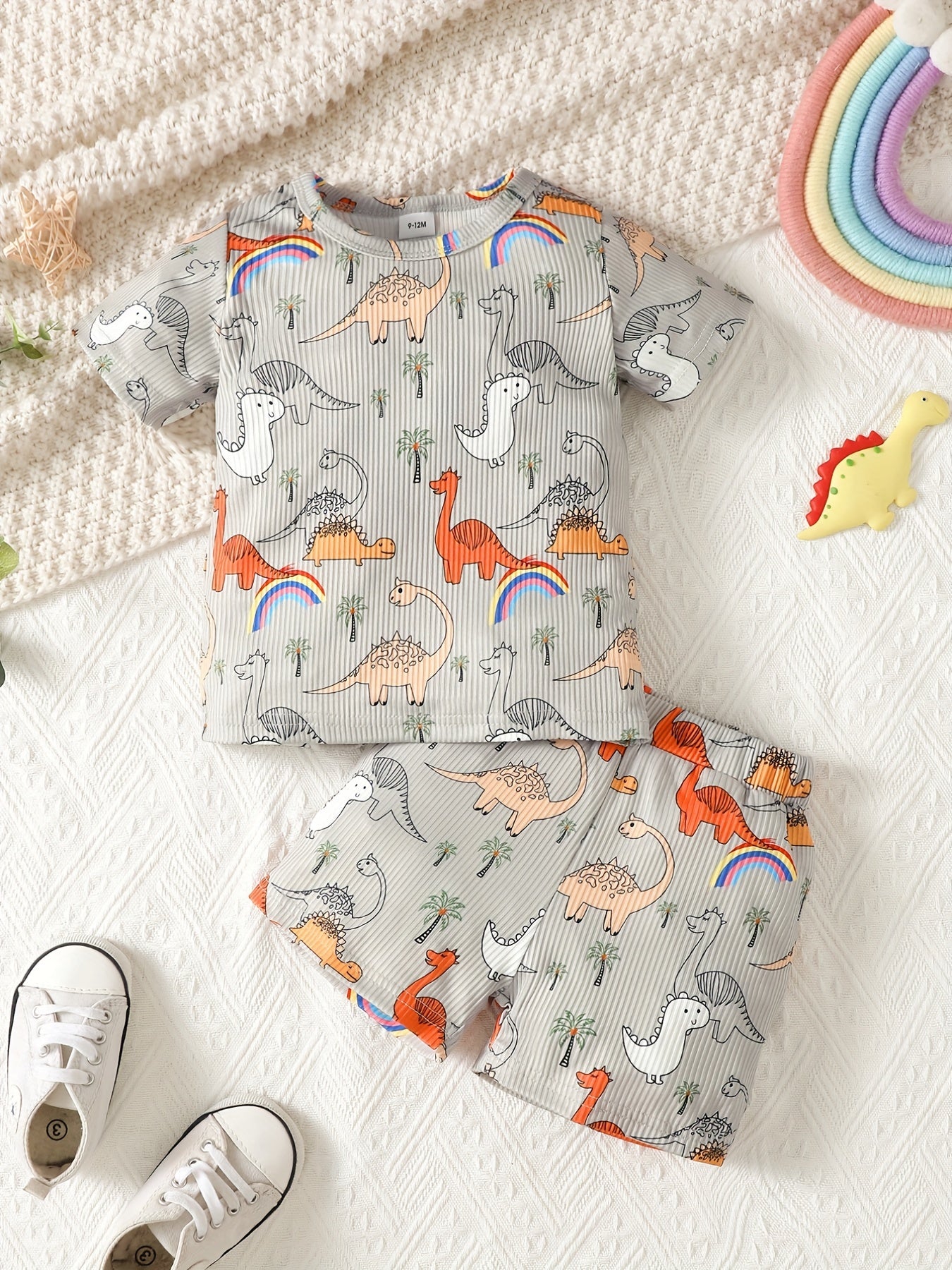2pcs Baby Boys Dinosaur T shirt & Shorts Set Clothes
