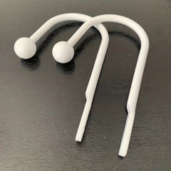 2pcs Metal Curtain Hooks for Easy Hanging & Decorating in Living Room