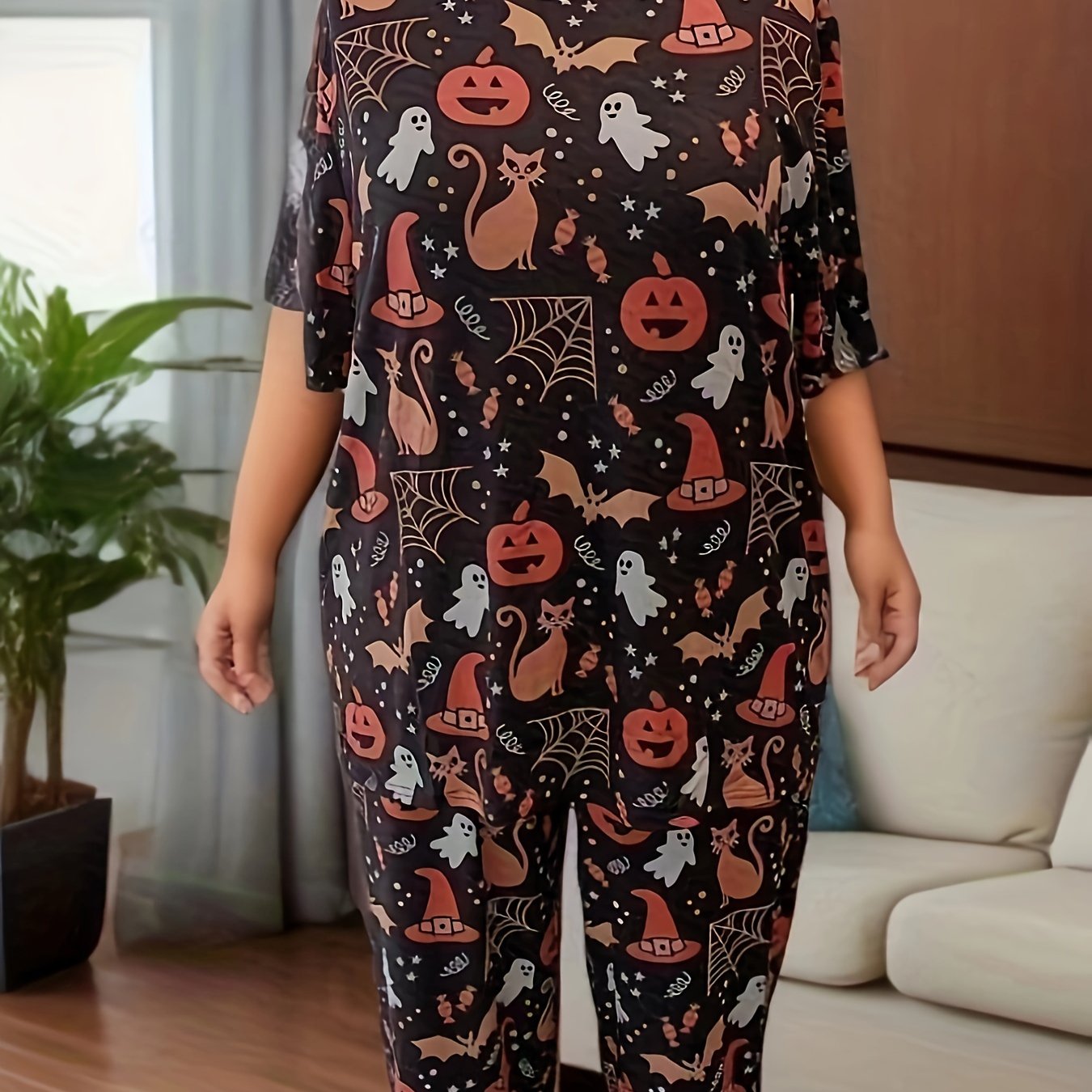 Halloween Loungewear Ghost & Pumpkin Print Tee & Pants Pajama Set