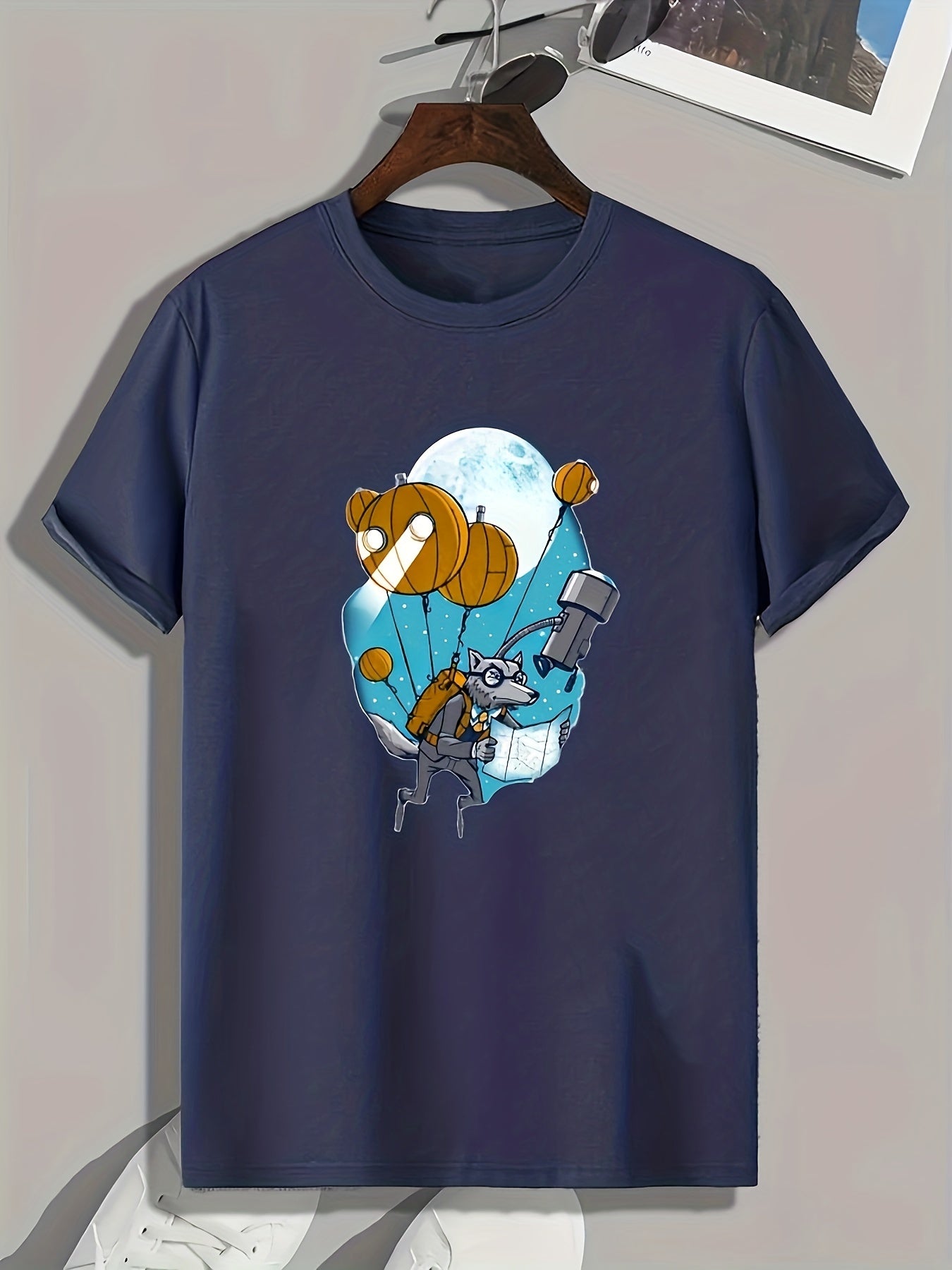 Flying Cartoon Wolf Print Men's Graphic T-shirt for Summer