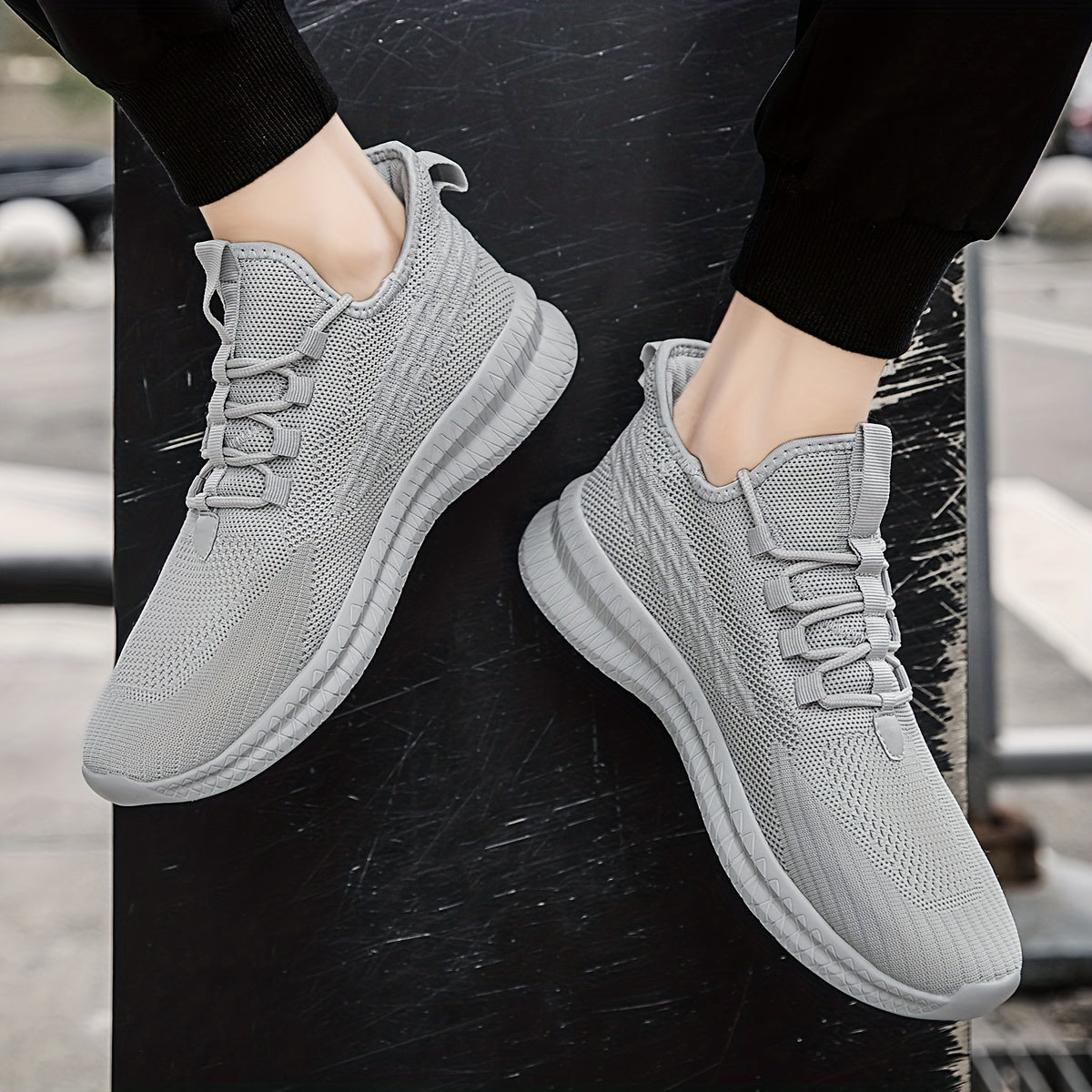 Men's Lightweight Knitted Running Shoes - Spring/Summer