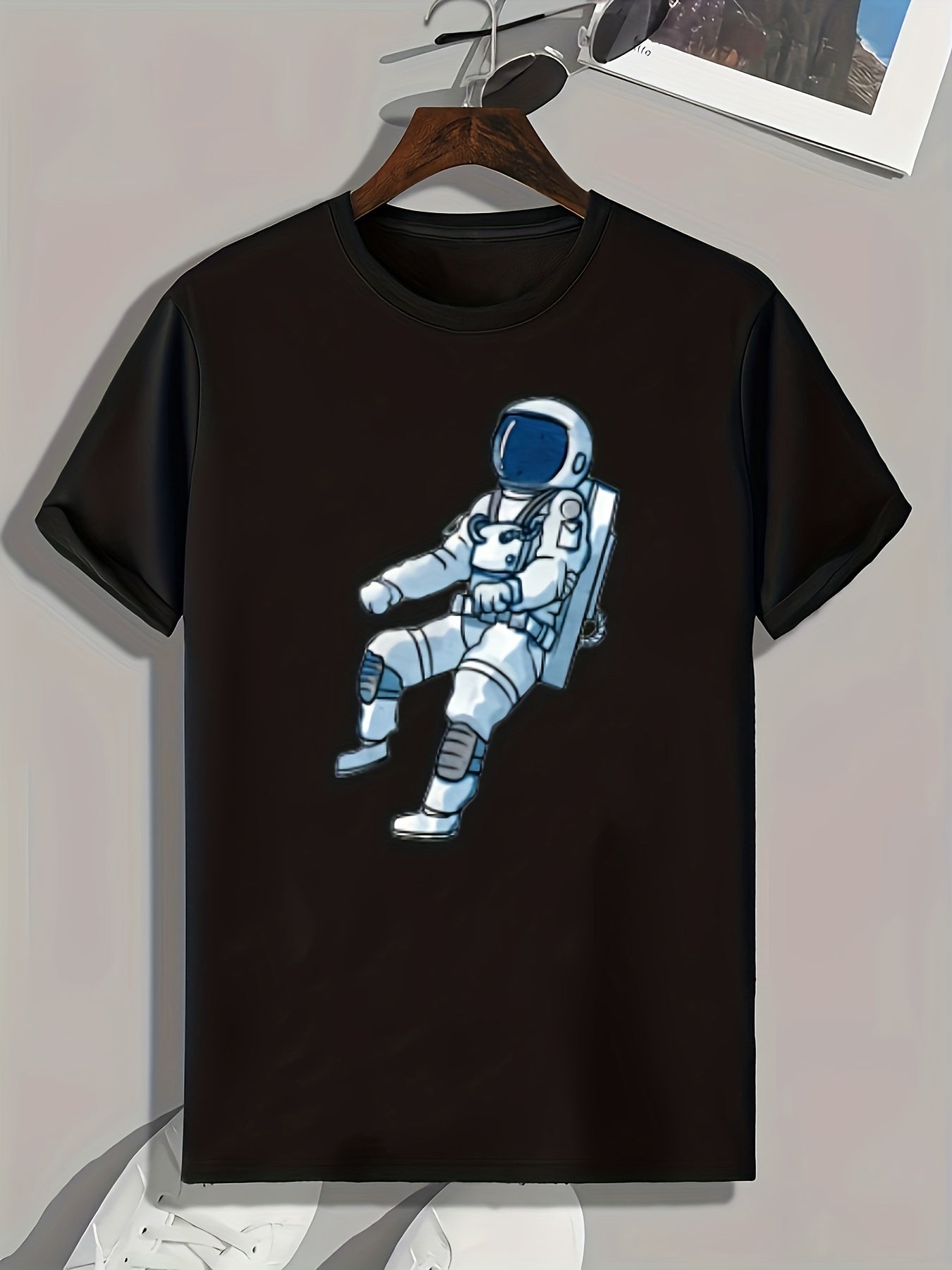 Astronaut Print Men's T Shirt for Summer