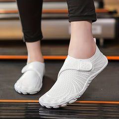 Women's Non Slip Sporty Water Shoes Quick Drying Beach Shoes