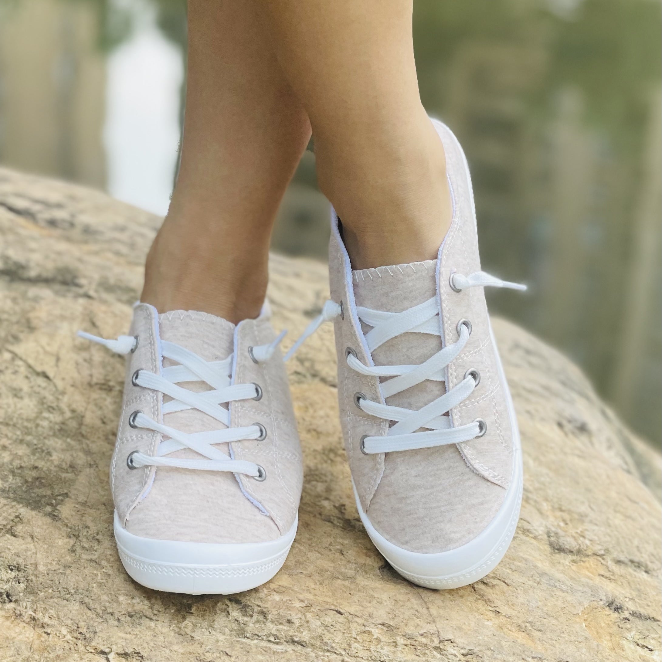 Women's Solid Flat Lace Up Low Shoes Casual Lightweight Outdoor Travel Shoes